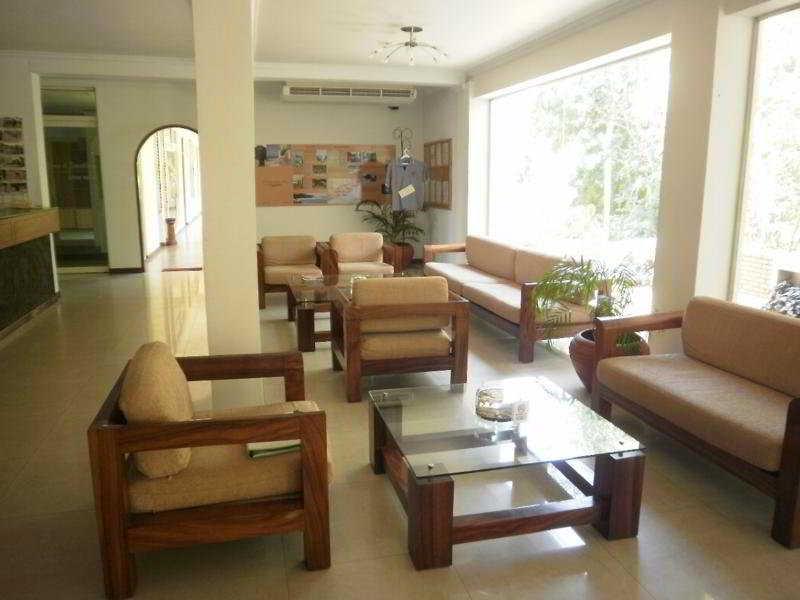 המבנטוטה Peacock Beach Hotel מראה חיצוני תמונה
