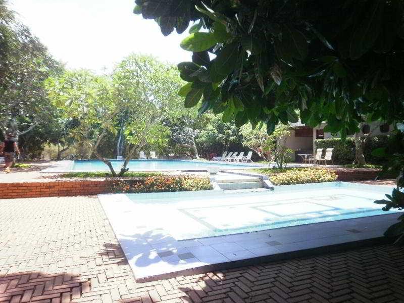המבנטוטה Peacock Beach Hotel מראה חיצוני תמונה