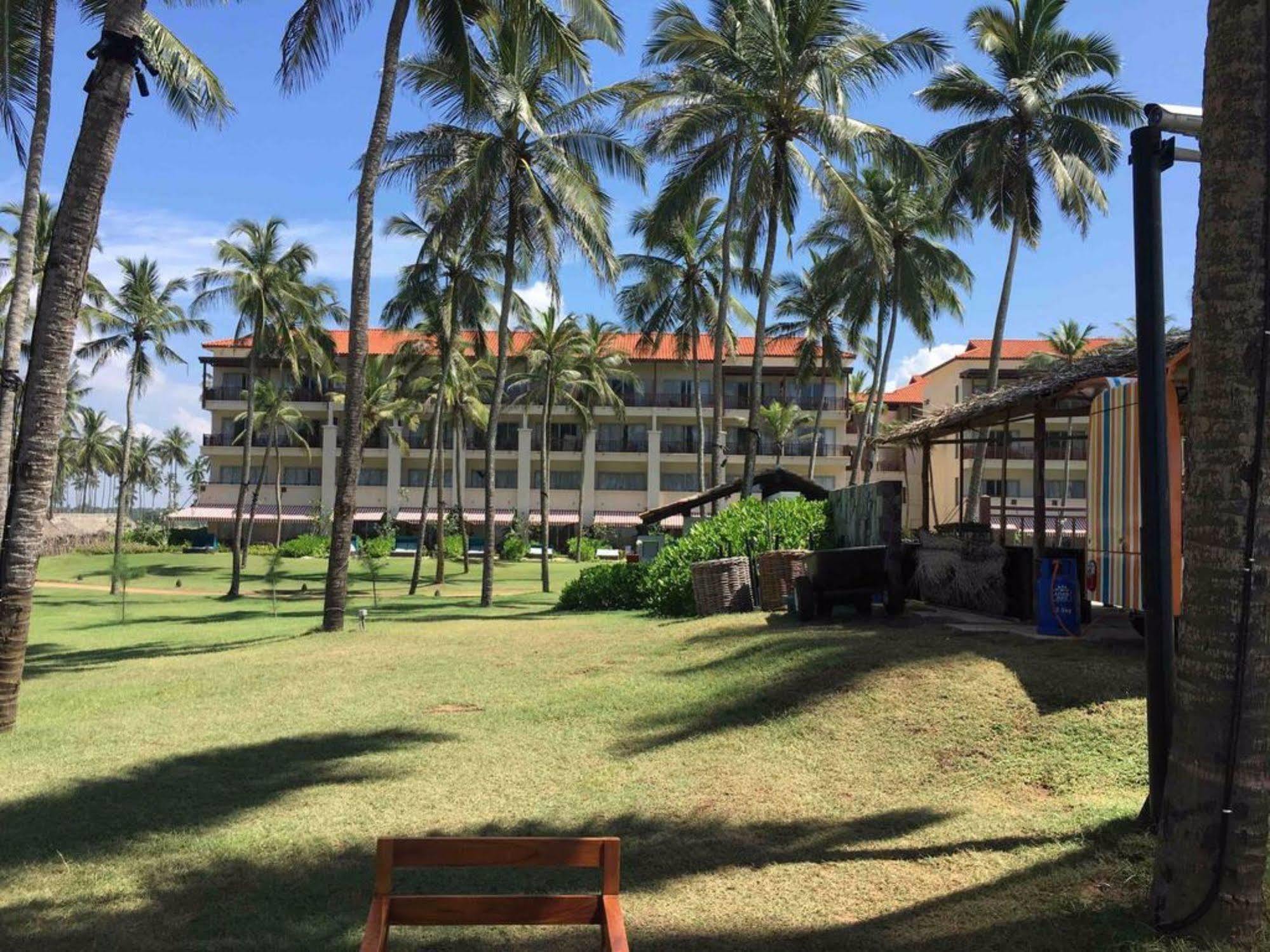 המבנטוטה Peacock Beach Hotel מראה חיצוני תמונה