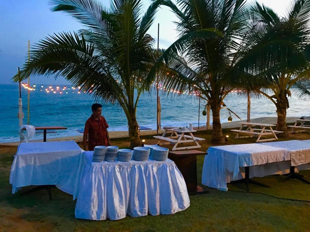 המבנטוטה Peacock Beach Hotel מראה חיצוני תמונה