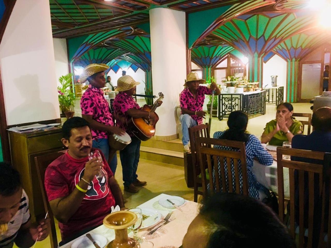 המבנטוטה Peacock Beach Hotel מראה חיצוני תמונה